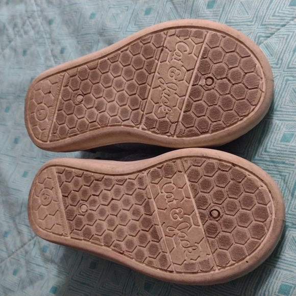!Must Bundle!📦 Cat and jack shoes - Picture 5 of 6